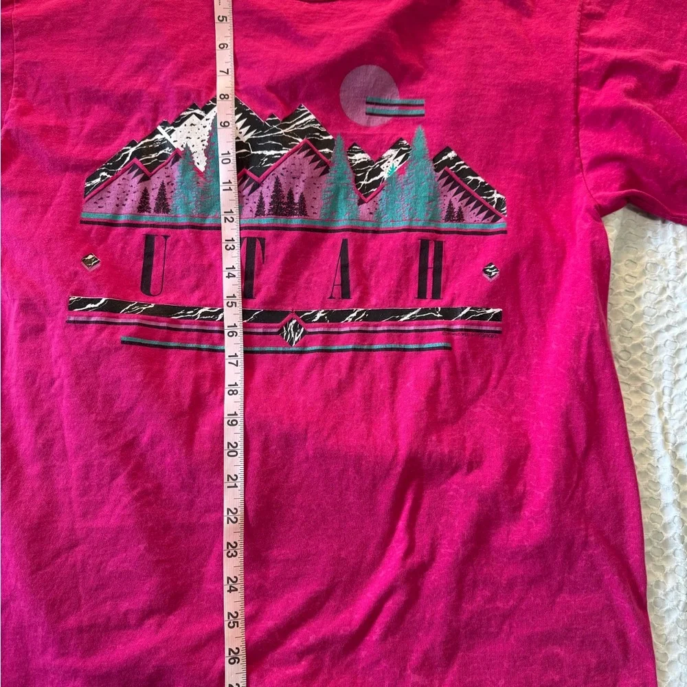 Jerzees Hot Pink Utah Graphic Women’s Tee - Picture 2 of 8